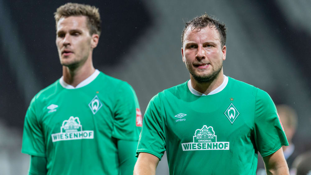 Sie verlassen Werder in diesem Sommer: Philipp Bargfrede (r.) und Sebastian Langkamp.