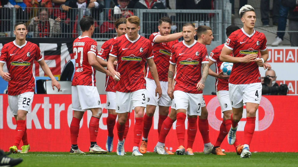 Gedämpfte Freude: Der SC Freiburg wurde früh und spät geschockt.