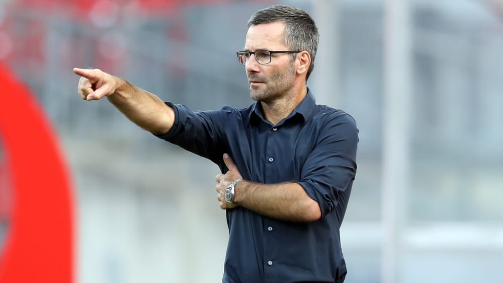 Fingerzeig Richtung Klassenerhalt? Club-Coach Michael Wiesinger erwartet in Ingolstadt einen "absoluten Fight".