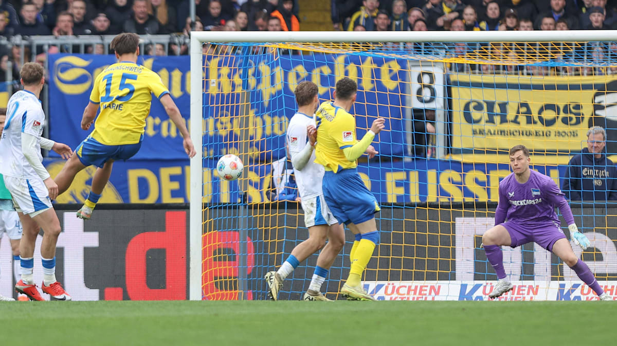 Eichhorn's historic Reds: Marie saves Braunschweig a point