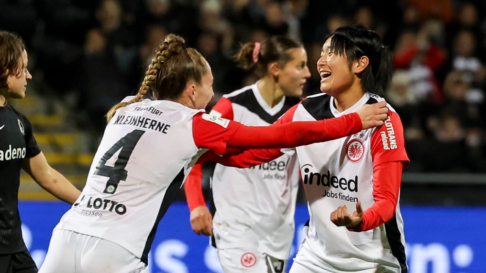 Traf dreimal in vier Minuten: Remina Chiba (r.).