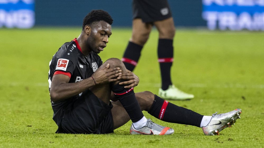 Die schwere Verletzung: Am 23. Spieltag der Vorsaison riss sich&nbsp;Timothy Fosu-Mensah gegen Freiburg das Kreuzband.