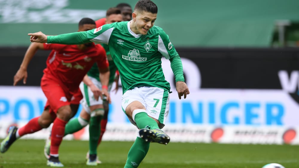 Sicher vom Punkt: Werder Bremen hofft nach dem ersten Saisontor auf mehr Selbstvertrauen bei Milot Rashica.