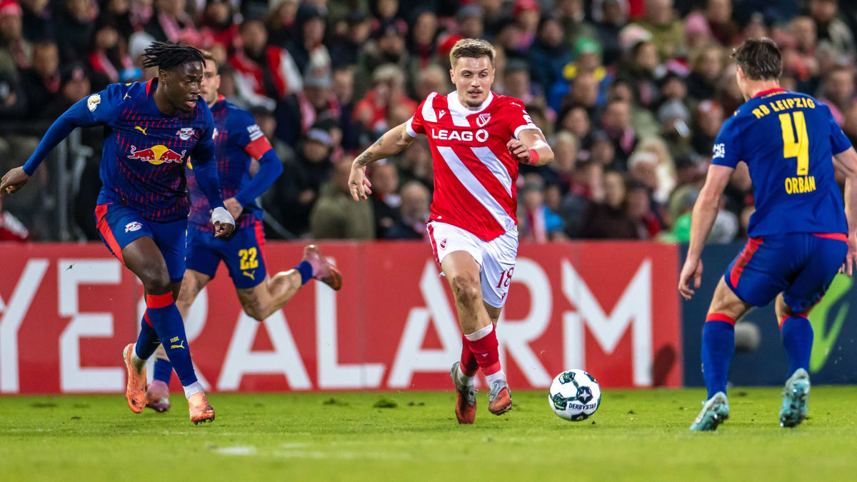 Cottbus-schaut-schon-auf-Sechzig-Engelhardt-fand-Bank-Rolle-vollkommen-okay-