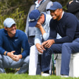 Haben gut lachen: Rory McIlroy (l.) und Tiger Woods (r.) wollen mit der TGL mehr Spaß und Entertainment in den Golfsport bringen.