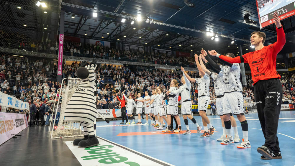 In der Saison 2019/20 wird es keine jubelnden Handballer wie die des THW Kiel mehr geben. Die Zebras sind Meister.