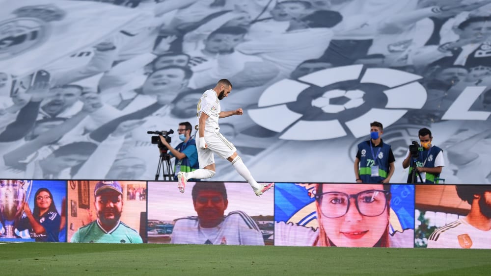 Jubelsprung: Karim Benzema brachte Real Madrid in F&#252;hrung. 