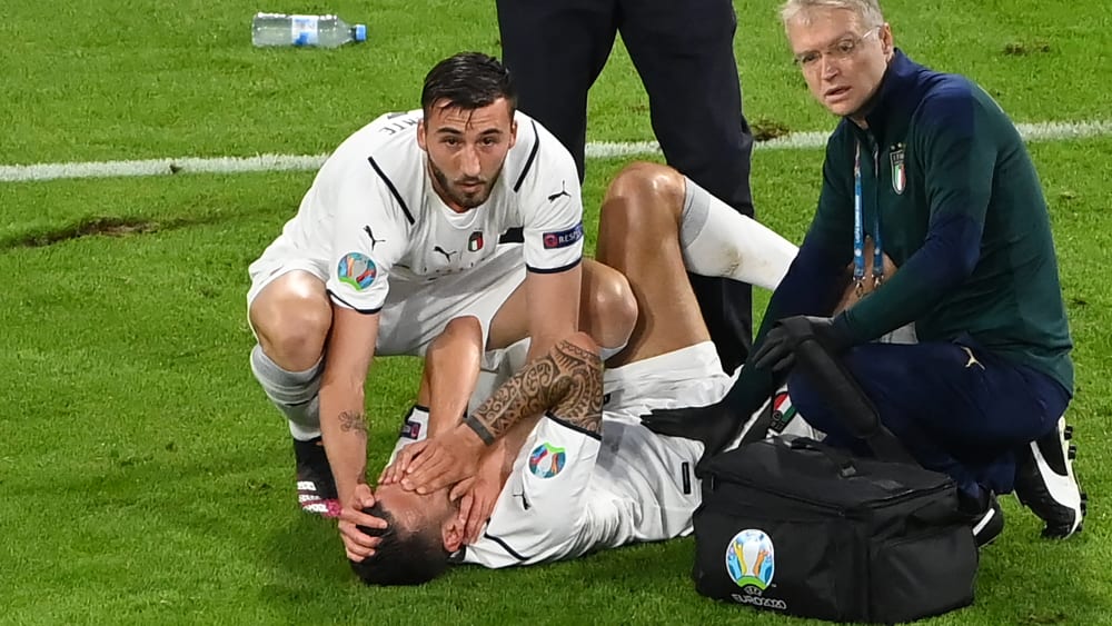 Bittere Tr&#228;nen: Leonardo Spinazzola hat sich schwerer verletzt - und wird Italien wie auch der Roma zun&#228;chst fehlen.