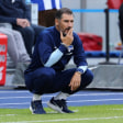 Herthas Coach Cristian Fiel plagen Abwehrsorgen.