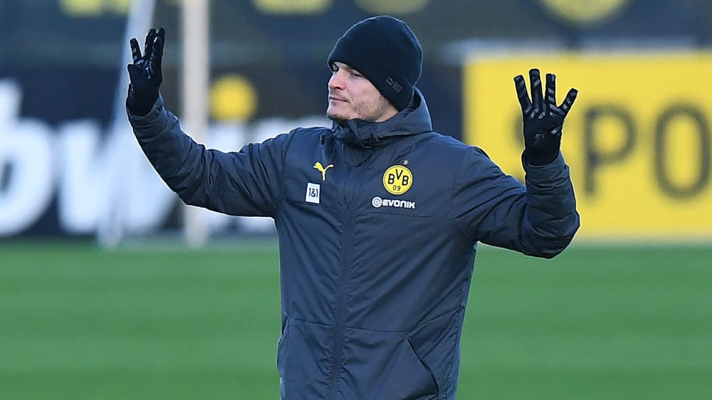 &#220;ber den Kampf zum Spielen zum Siegen: Dortmunds Trainer Edin Terzic.