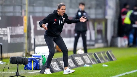 Auch ihr Coaching konnte die FCI-Niederlage am Hardtwald nicht verhindern: Sabrina Wittmann.