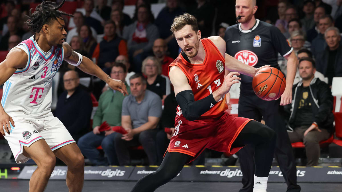 Trotz-Dreierflaute-Bayern-m-ht-sich-gegen-Bonn-zu-elftem-BBL-Sieg-in-Folge