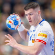 Elvar Örn Jonsson musste von der Handball-EM abreisen, er zog sich im Spiel von Island gegen Ungarn eine Verletzung an der Hand zu.
