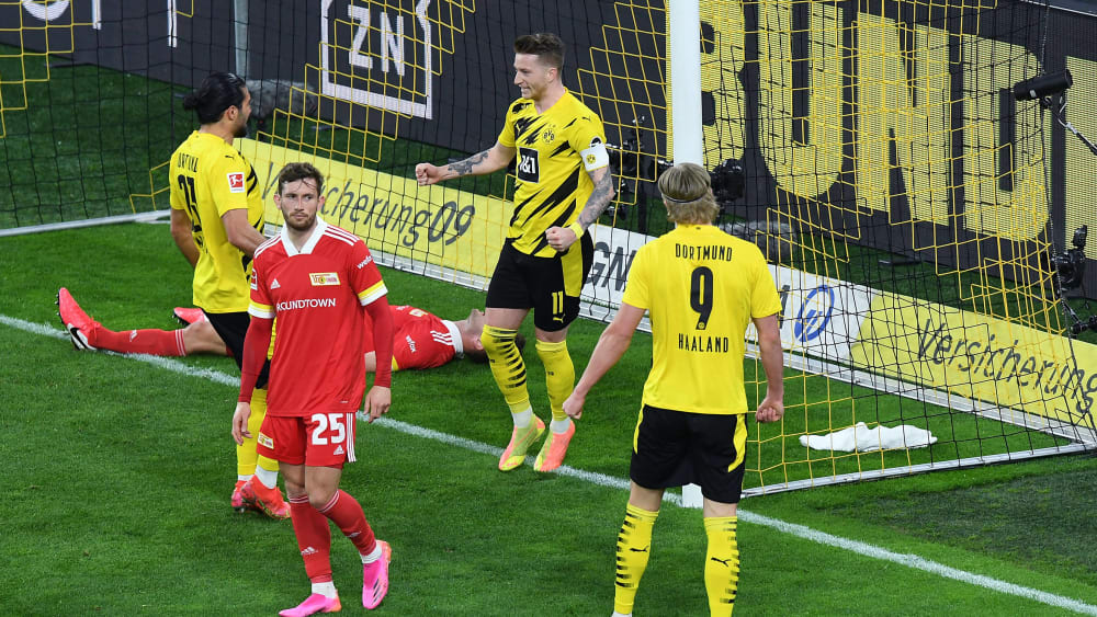 Dortmunds Kapit&#228;n Marco Reus bejubelt sein 1:0 gegen Union Berlin.
