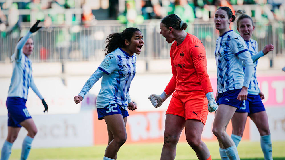 [Bild: 24bc87e8-ad10-4af4-8623-412b0807893a.jpg]