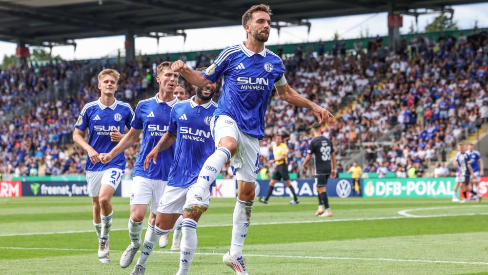 Brachte Schalke auf die Siegerstraße: Kapitän Kenan Karaman.