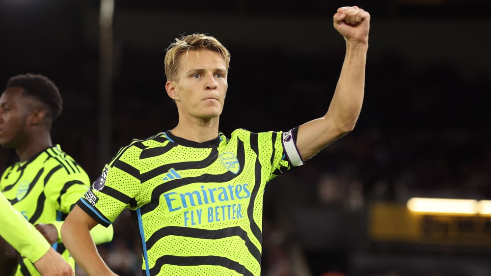 Der Kapitän geht voran: Martin Ödegaard verwandelte einen Elfmeter zum Sieg seines FC Arsenal.