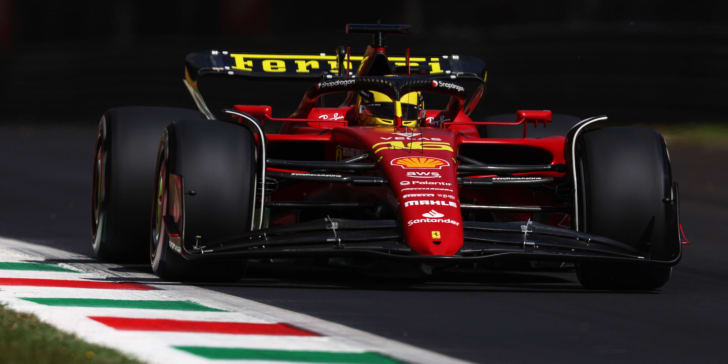 Ferrari-Pilot Charles Leclerc war Schnellster im ersten Training..