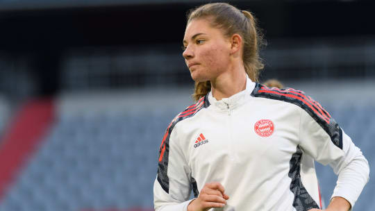 Julia Landenberger lief diese Saison bereits für das erste und das zweite FCB-Frauen-Team auf.
