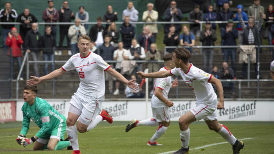 Torjubel: Joshua Schwirten erzielte das zwischenzeitliche 2:0.