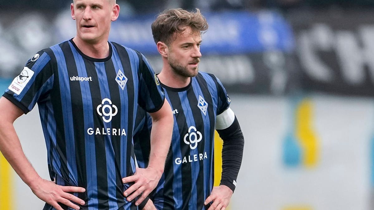 Mannheim-Kapit-n-Kl-nter-z-hlt-das-Team-an-Auftreten-wie-Kinder-