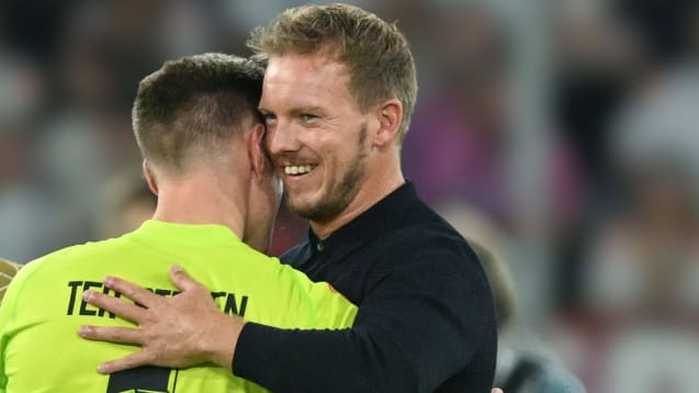 Willkommen zurück: Bundestrainer Julian Nagelsmann mit Keeper Marc-André ter Stegen.