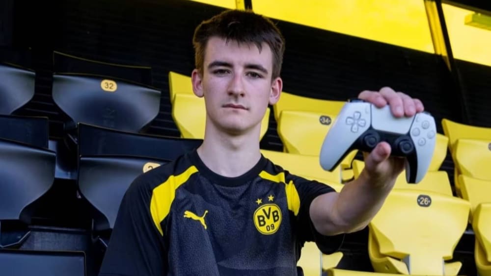 'BVB_Bradley' zählt zum neuen eFootball-Team der Dortmunder.