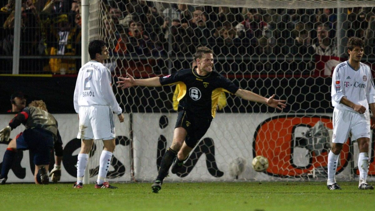 DFBPokalViertelfinale 2003/04 mit nur drei Bundesligisten kicker