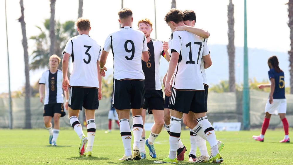 Die deutsche U 20 durfte gegen Frankreich gleich dreimal jubeln.