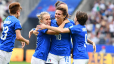 Sie war der gefeierte Held beim 5:0 gegen Jamaika: Italiens Dreierpackerin Cristiana Girelli (Nummer 10).