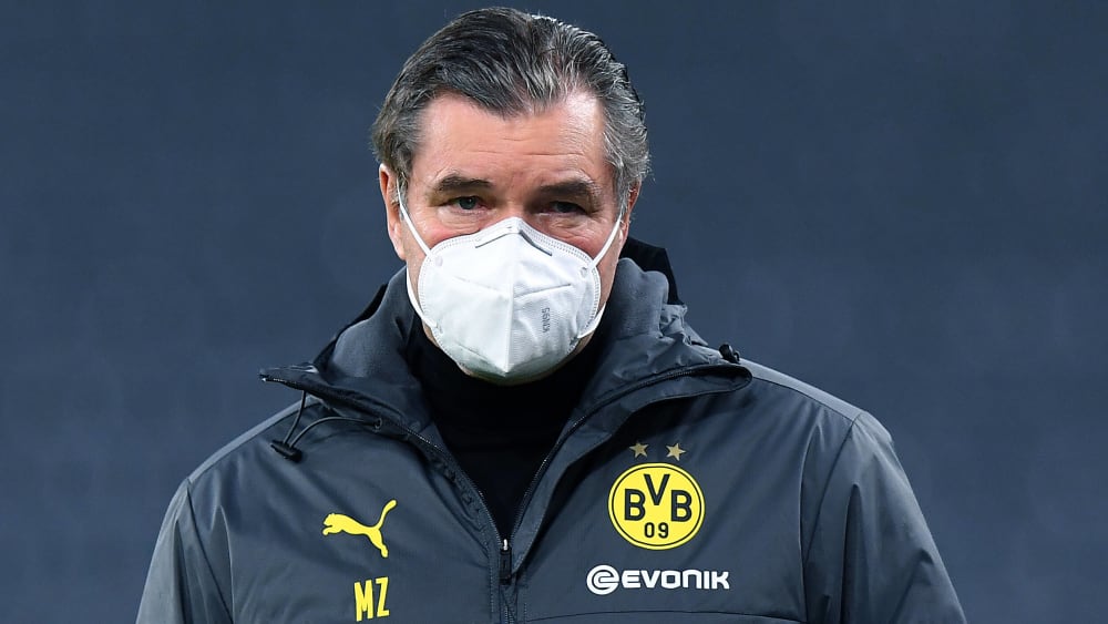 Spielt nicht mit dem Gedanken, im Winter einen neuen Angreifer zu verpflichten: BVB-Sportdirektor Michael Zorc.