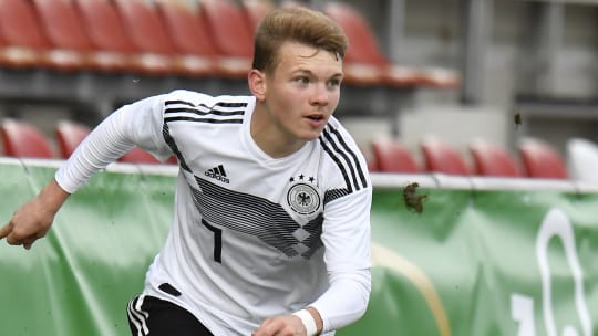 U-17-Nationalspieler Daniel Bunk bleibt bei der Fortuna.