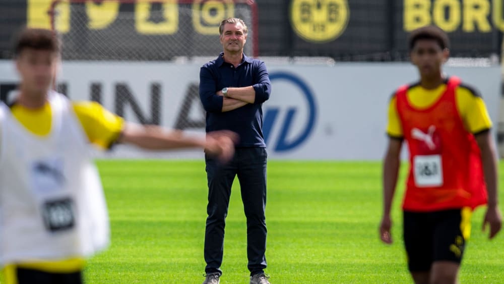 Er wollte die Kritik von Uli Hoene&#223; nicht auf sich sitzen lassen: BVB-Sportdirektor Michael Zorc.