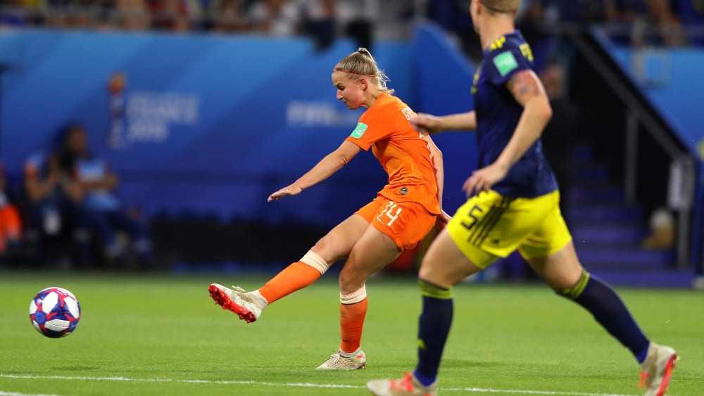 Entscheidender Moment: Jackie Groenen erzielt das 1:0 f&#252;r die Niederlande. 
