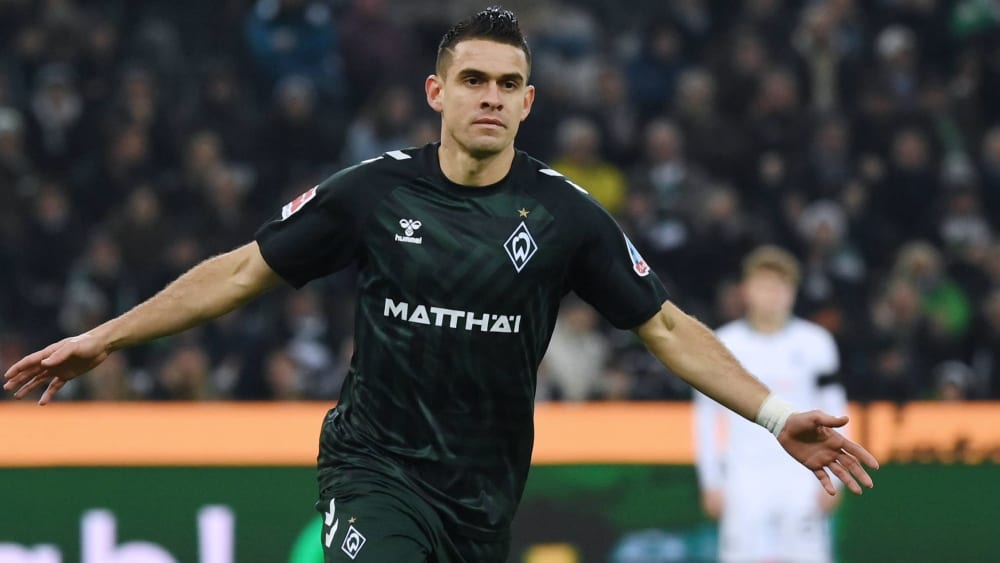 Rafael Borré soll auch weiterhin in 2024 für Werder Bremen jubeln.