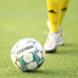 Gute Ballbehandlung: Kickers Emden darf weiter auf die Regionalliga hoffen.