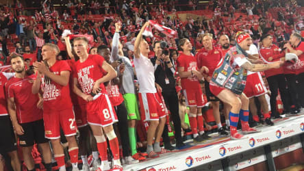 Union Berlin bejubelt den Aufstieg