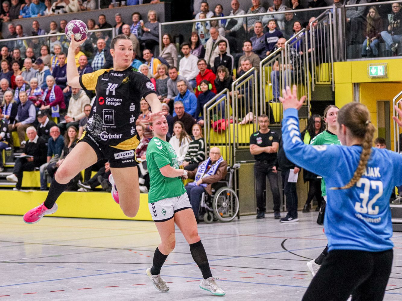 2. Handball Bundesliga Frauen kompakt Nächster Tiefschlag für Bremen