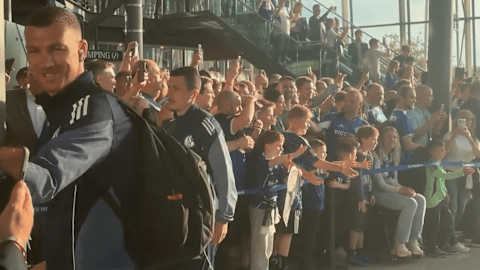 Einige hoffen noch auf Tickets