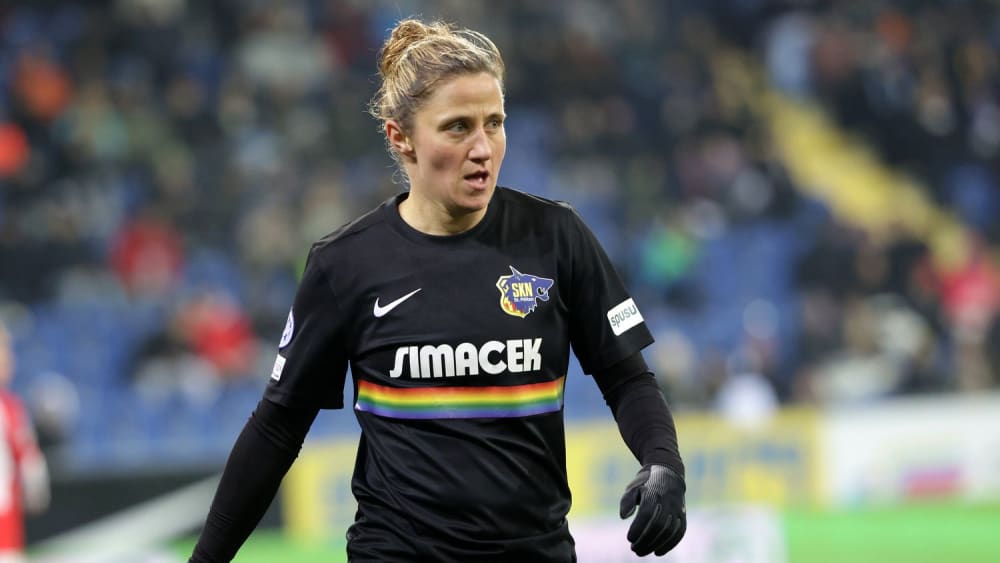 Leitwölfin Zver verlängert beim SKN St. Pölten kicker