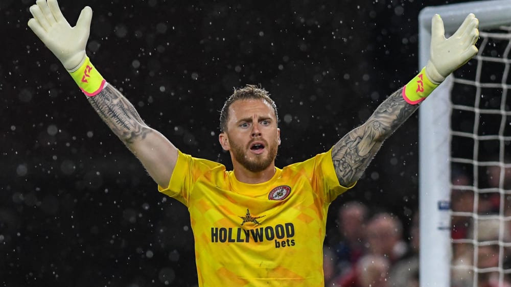 Khám Phá Mark Flekken Người Gác Đền Hà Lan Mang Đến Sự Yên Tâm