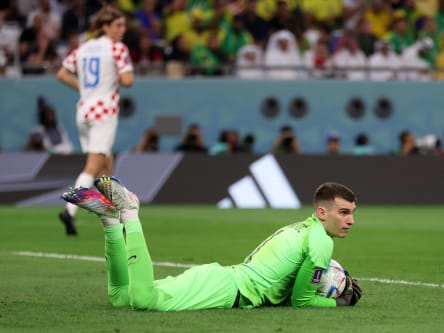 Er hat ihn: In der zweiten Hälfte verhinderte Dominik Livakovic ein ums andere Mal das 1:0 für Brasilien.