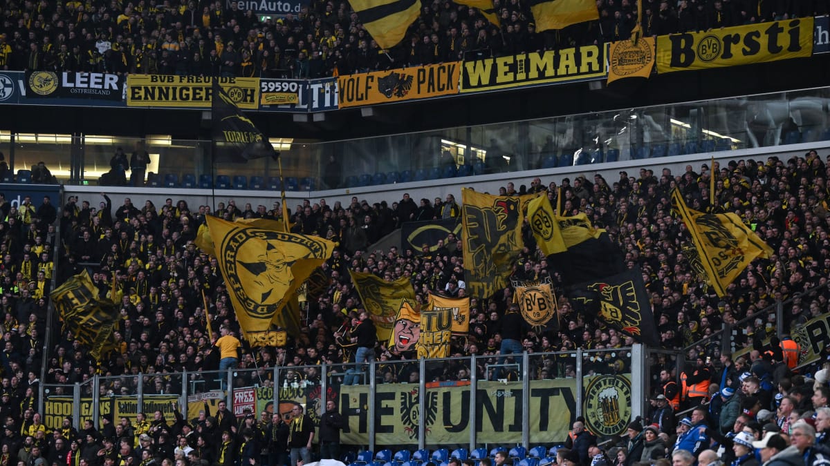 الاتحاد الألماني لكرة القدم يفرض غرامة مالية على بوروسيا دورتموند بسبب سلوك جماهيره في مبارياته