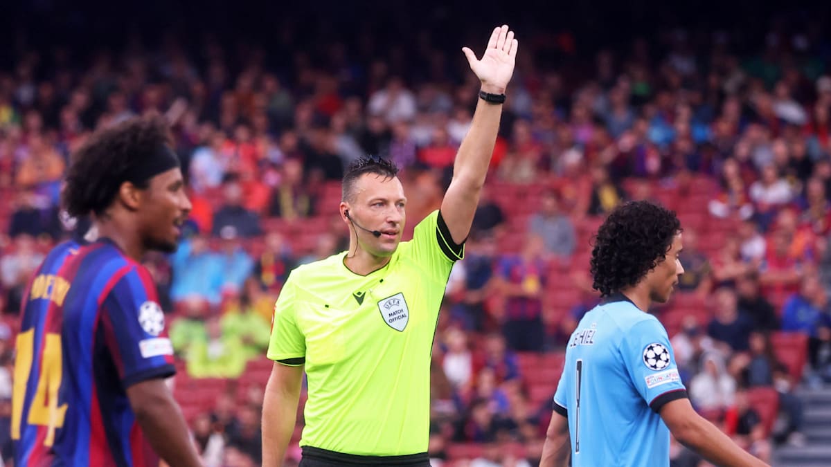 Das nächste UEFA-Signal: Jablonski pfeift ManCity gegen PSG - kicker