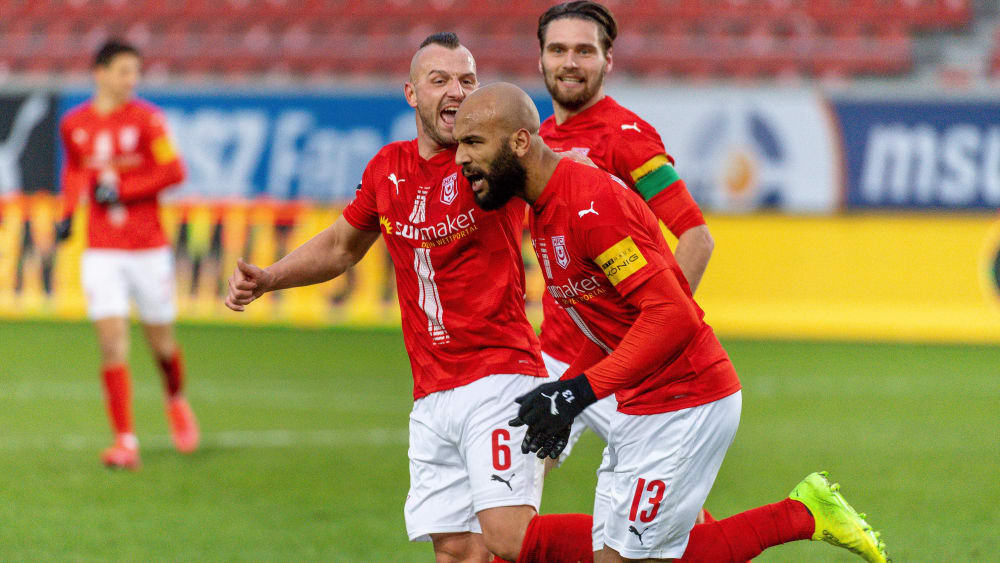 Matchwinner gegen Köln: Halles Terrence Boyd (Mitte).