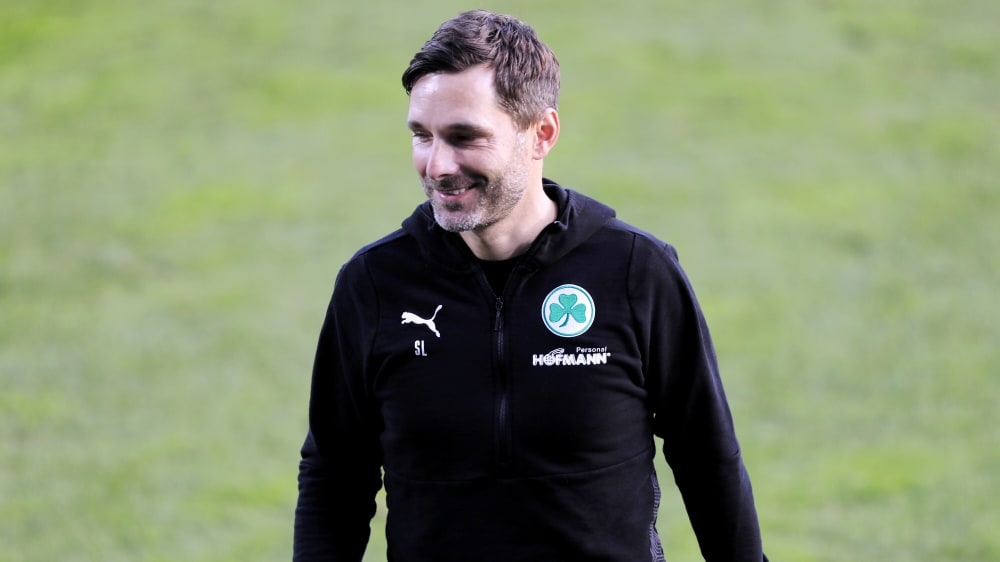 Freut sich über die Wertschätzung des Vereins: Trainer Stefan Leitl.