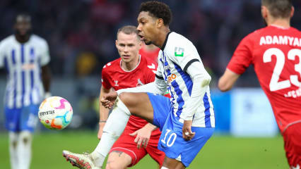 Herthas Jean-Paul Boetius hat sich am Oberschenkel verletzt.