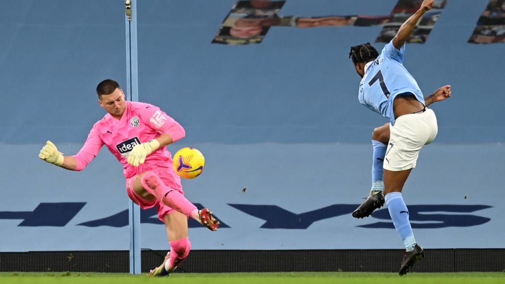 Hielt den Punkt für West Brom fest: Sam Johnstone (li.) hier gegen Raheem Sterling.