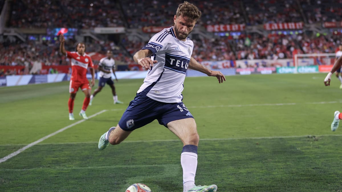 In a duel with Lewandowski: Müller injured his thigh