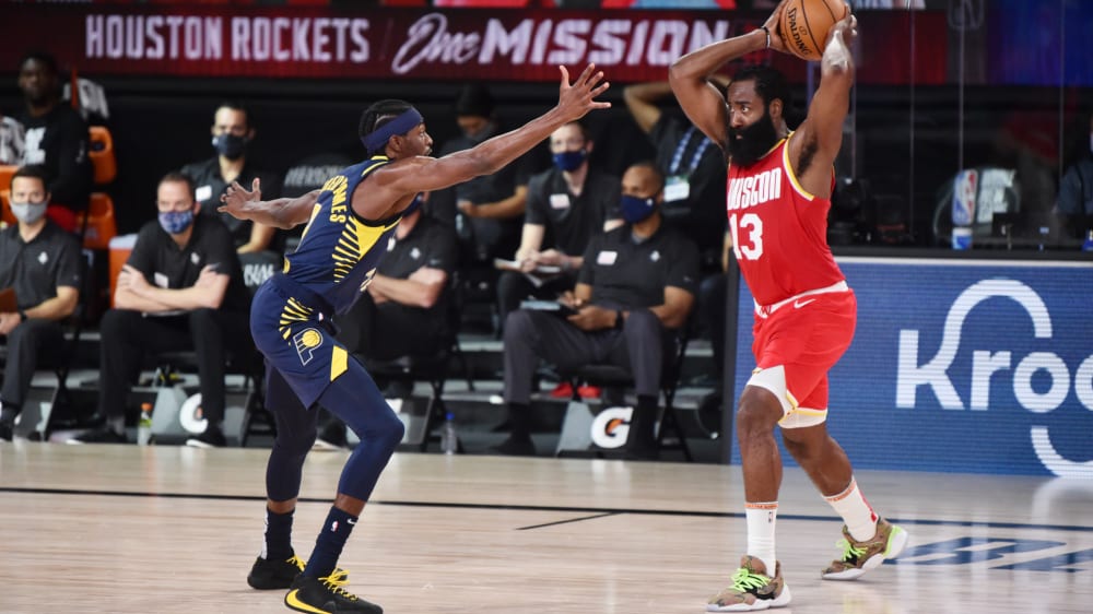 James Harden (r.) erzielte gegen Indiana 45 Punkte für Houston